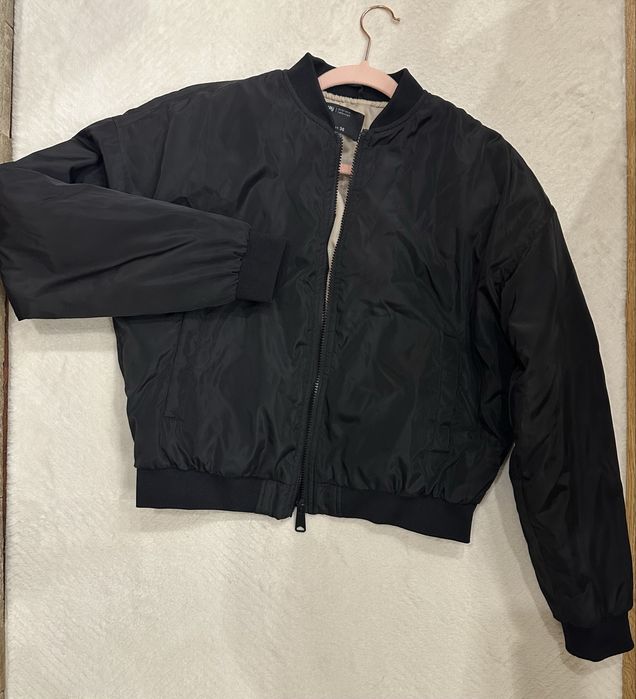 Верхняя одежда размеры S,M,L