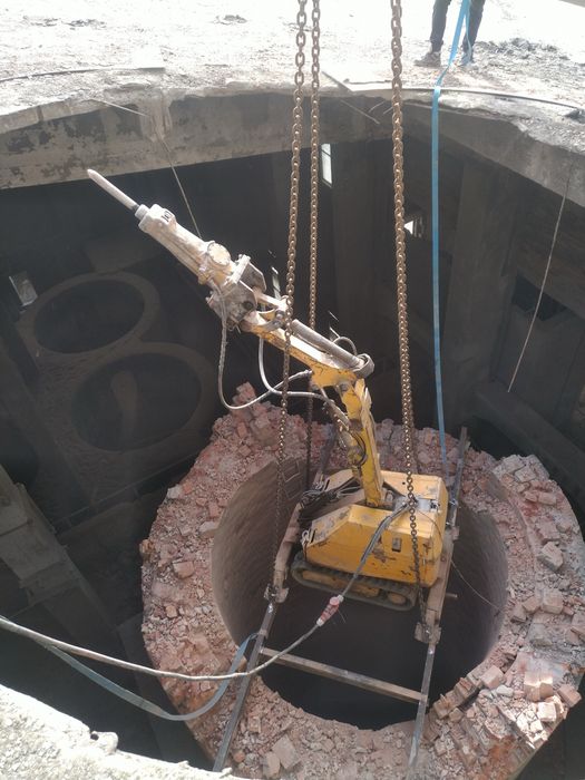 Wynajem Minikoparka bez operatora z operatorem kucie betonu wiertnica