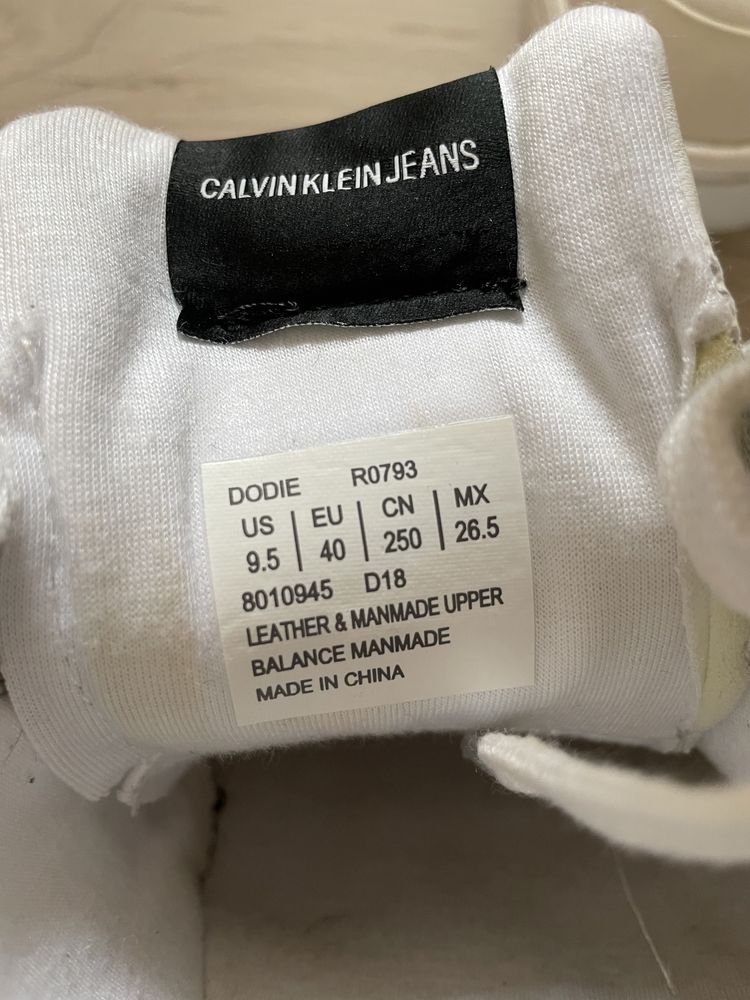 Białe sneakersy Calvin KLEIN Jeans rozmiar 40,5