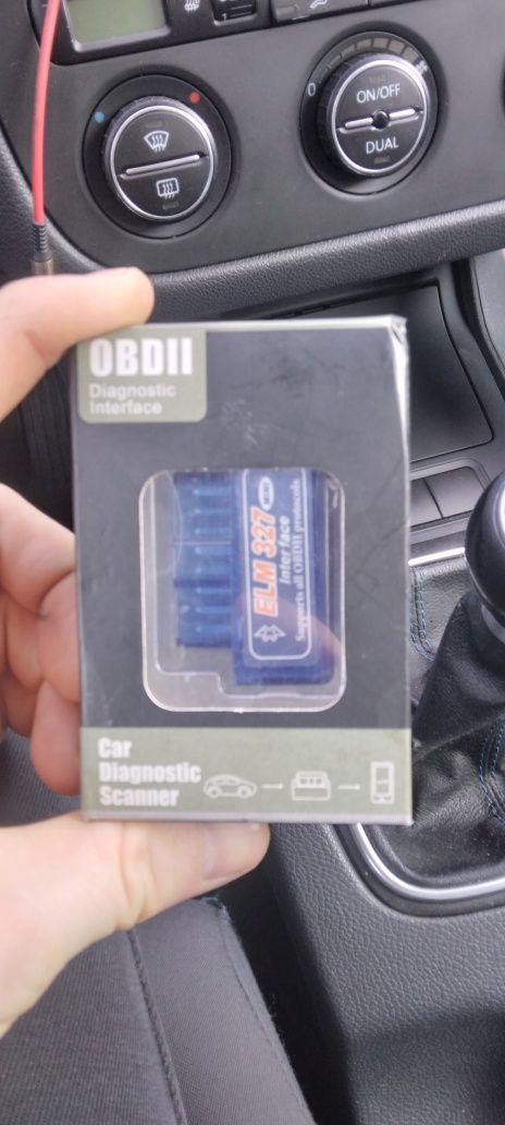 Автосканер ELM327 OBD2  Bluetooth для діагностики авто