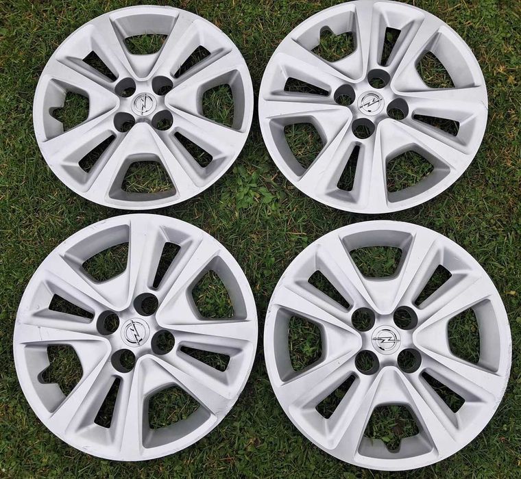 Felgi 15 OPEL 4x100 CORSA D E Strukturalne stalowe czujniki kołpaki