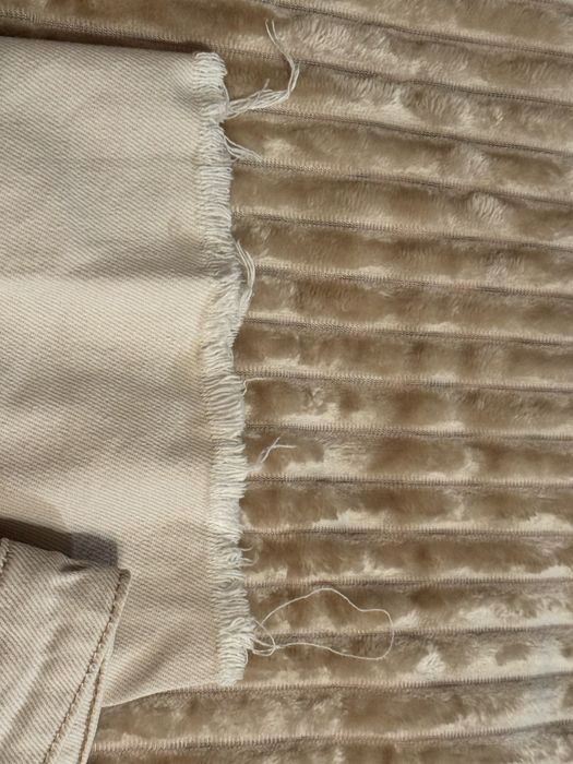 Жіночі джинси бежеві