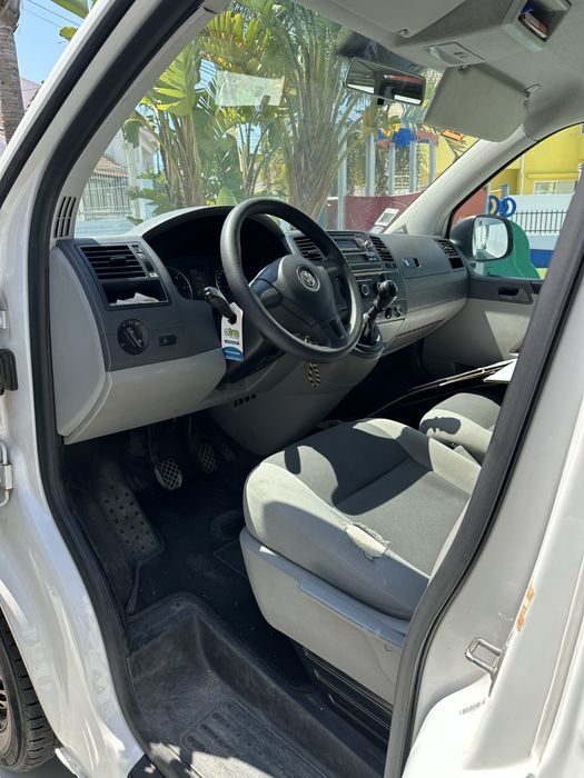 Carrinha VW TRANSPORTER 9 lugares