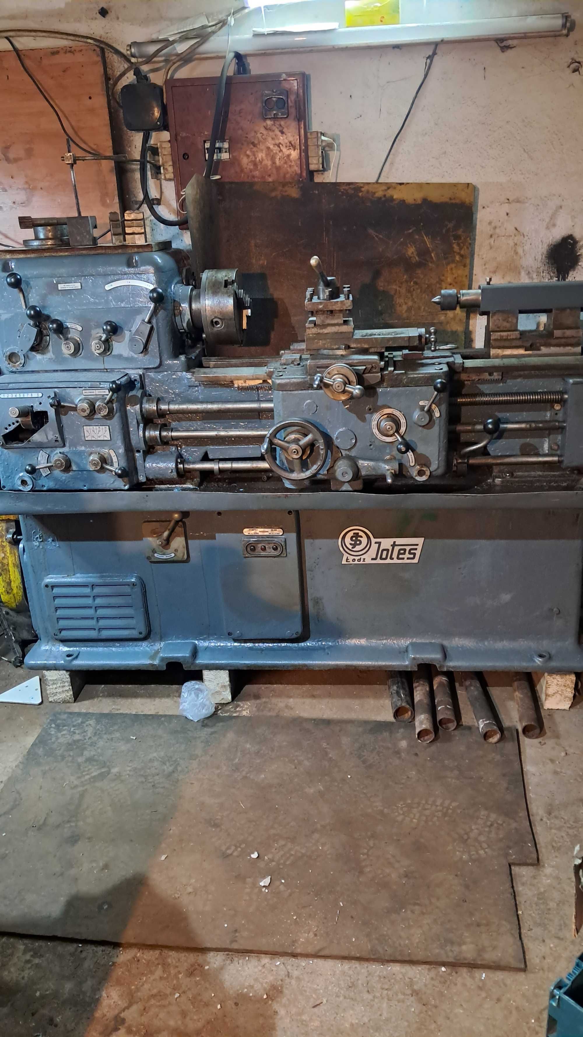 Tokarka  TSS 150