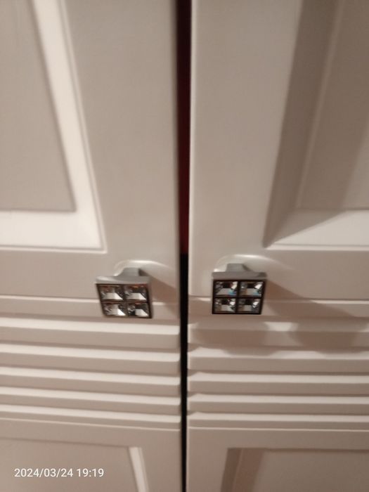 Rezerwacja Szafa biała elegancka  z kolekcji Emperio150 cm