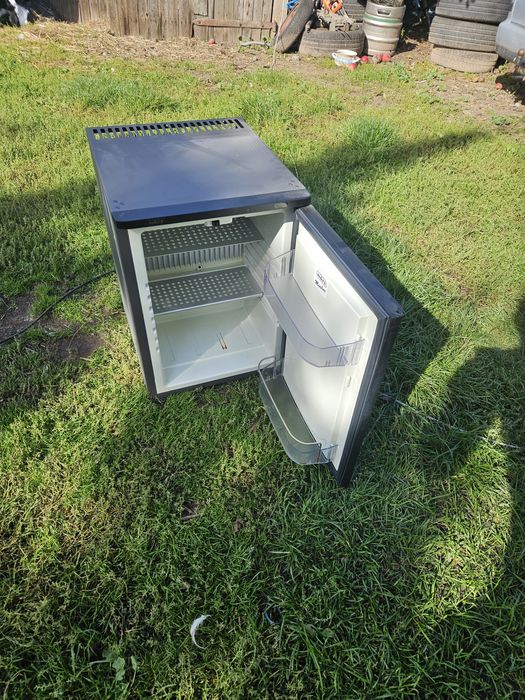 Lodówka absorpcyjna 230v