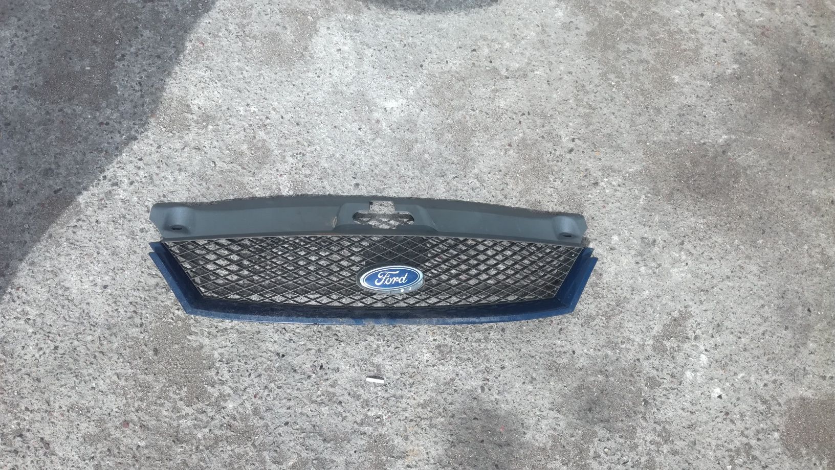 Grill atrapa ford mondeo mk3 D0