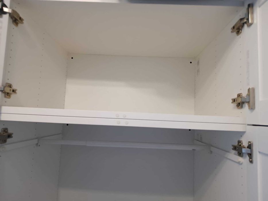 Szafa biała z koszami IKEA