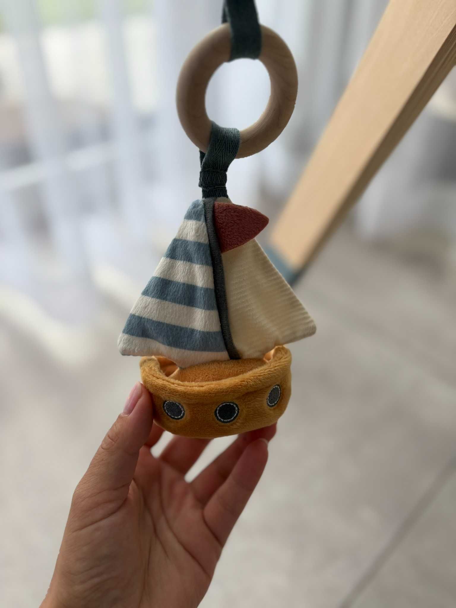 Pałąk edukacyjny Little Dutch