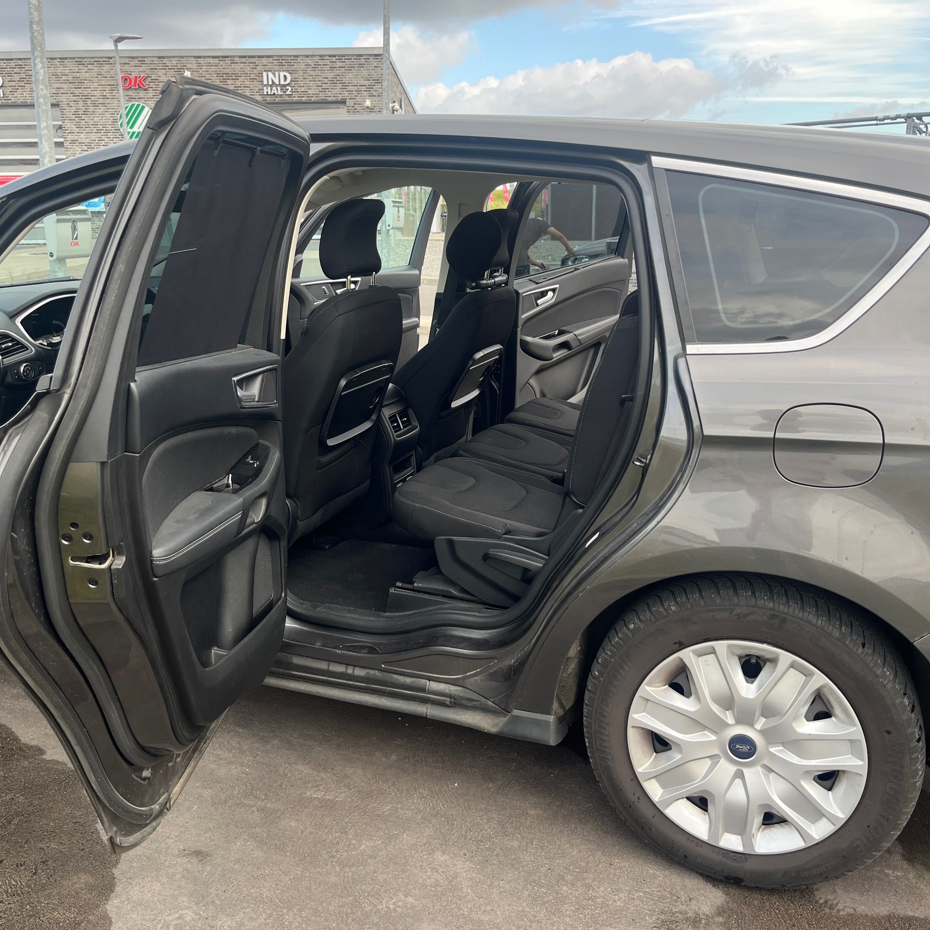 Ford S-Max w świetnym stanie z Danii