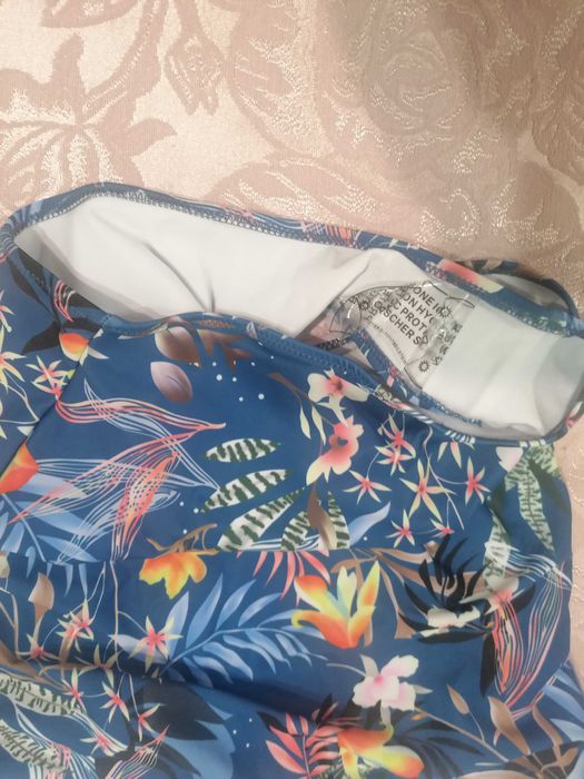 Купальник суцільний