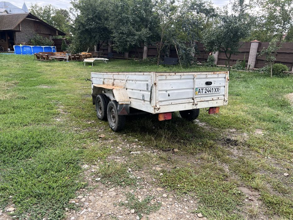 Причеп до автомобілів