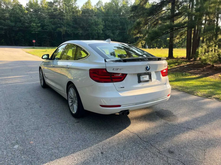 BMW 3 Series 328i xDrive GT      2015