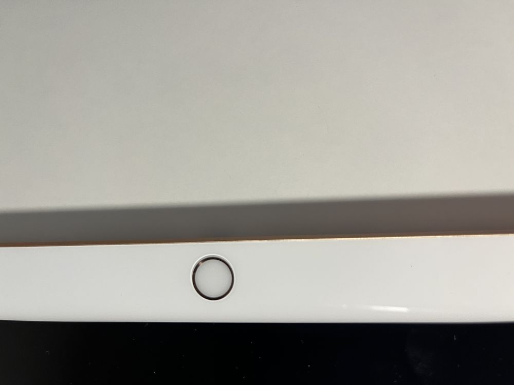 I Pad 8 generacji - 32 GB