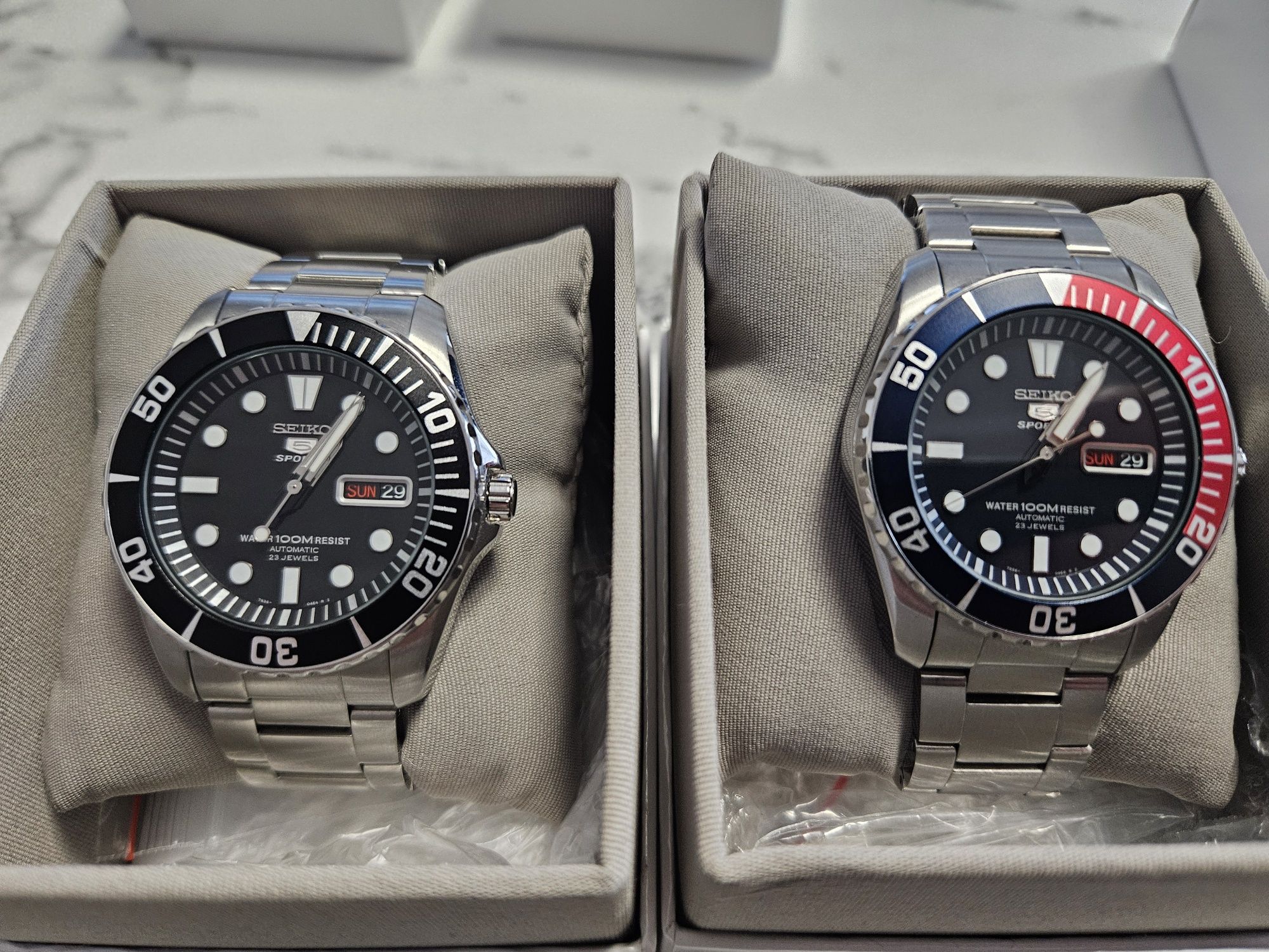 NOWY - SEIKO 5 sports SNZF17K1 (submariner)