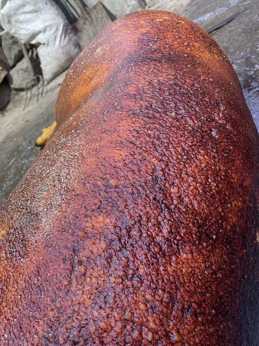 Свинина, тушки свині