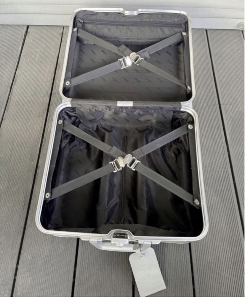 RIMOWA Topas walizka biznesowa na 2 kółkach TSA aluminium kabinowa 23L