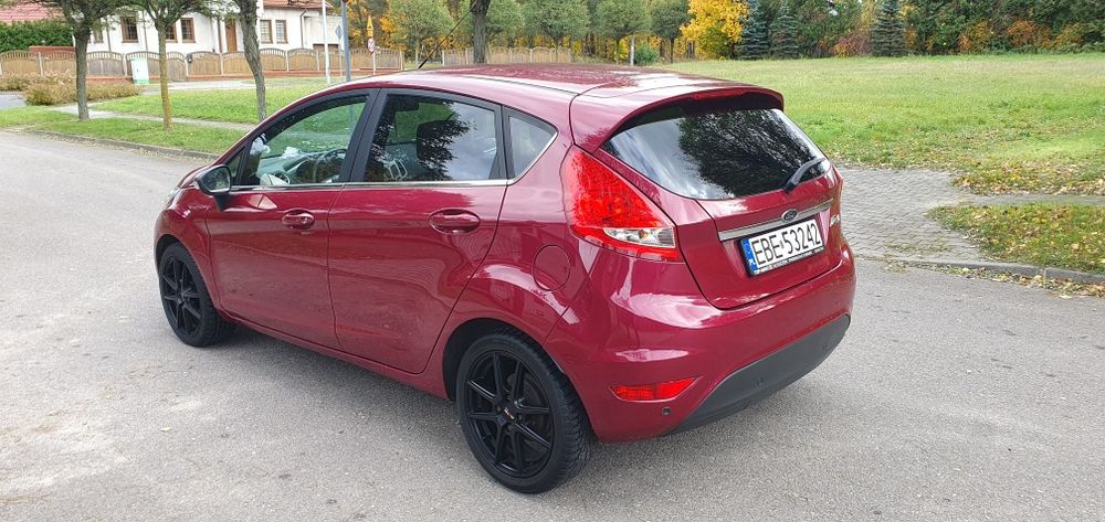 Fiesta/1.25/Titanium/1.25/82KM/KeylessGo/Klima/Wymieniony Rozrząd/Alu/