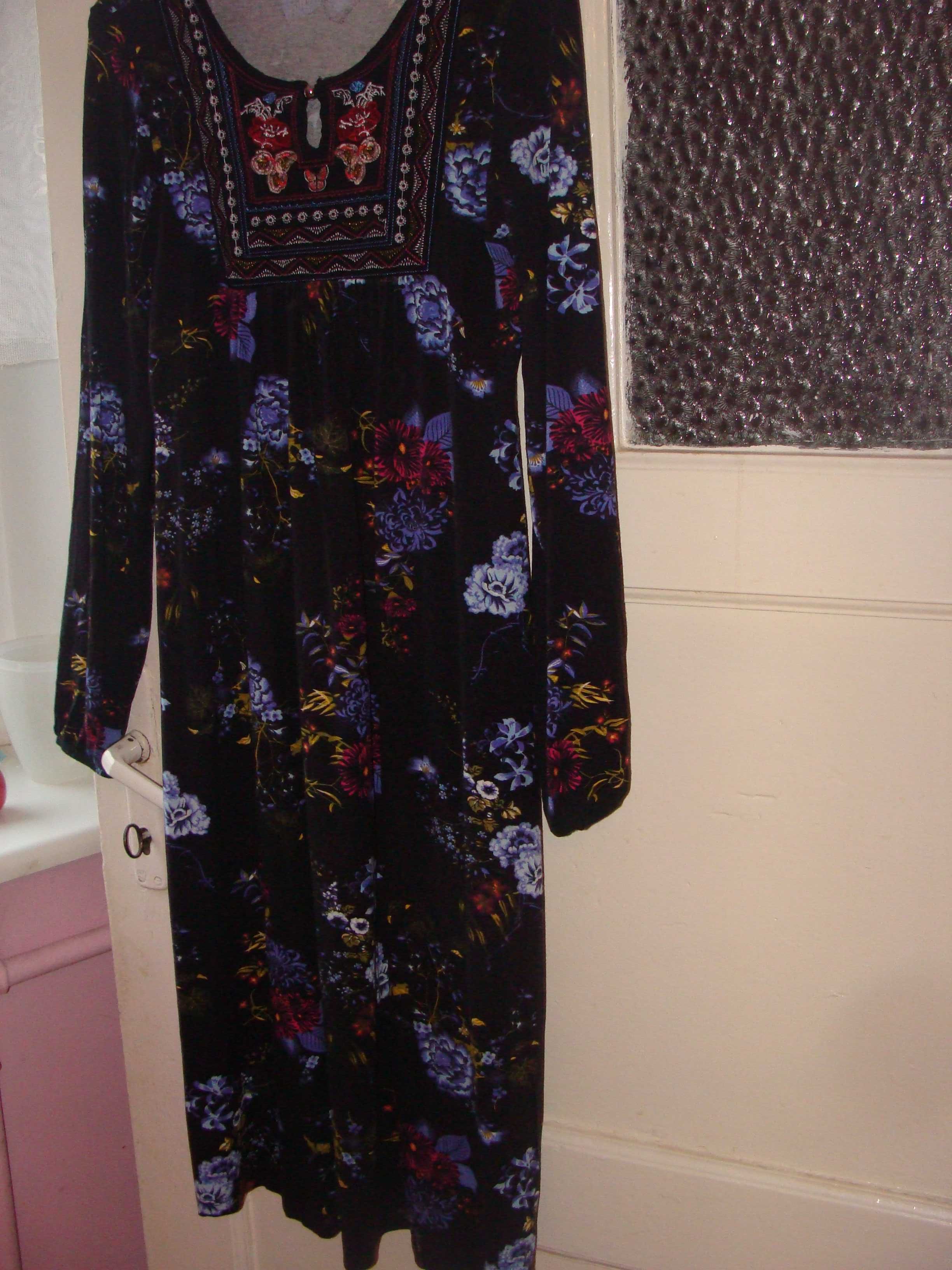 sukienka  w stylu Boho   S/M