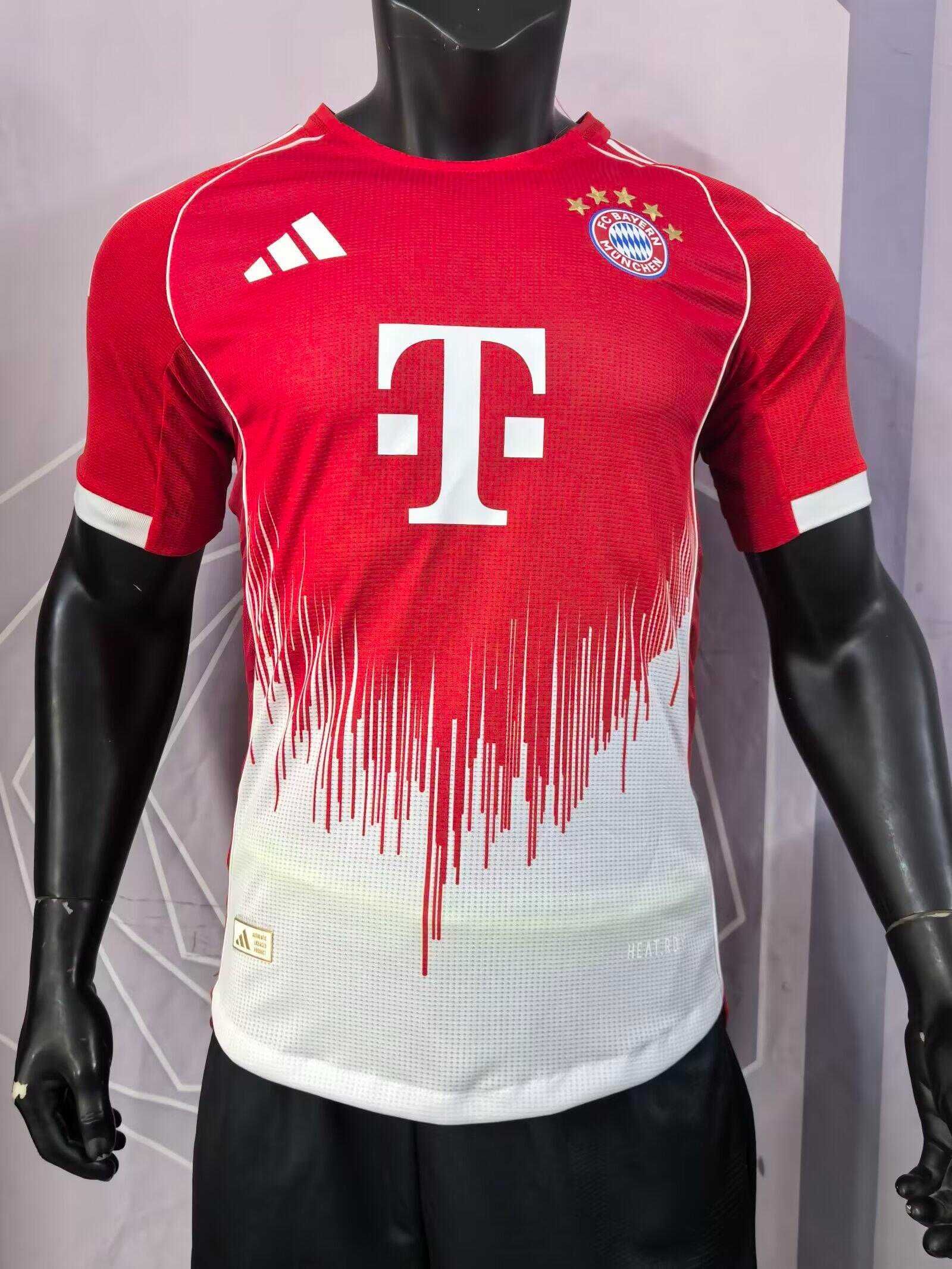 Bayern Monachium 25-26 sezon koszulka wersja domowa zawodnika R.XXL