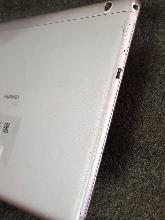 Планшет Huawei Mediapad T3 10 LTE (AGS-L09)