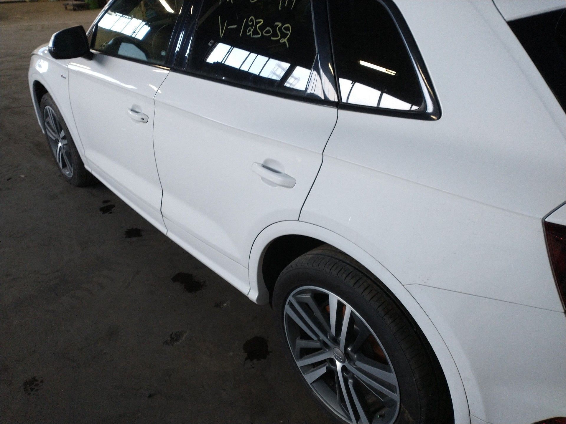 Разборка Audi Q5 80A LY9C S-line fy бампер капот крыло фара bcm крило