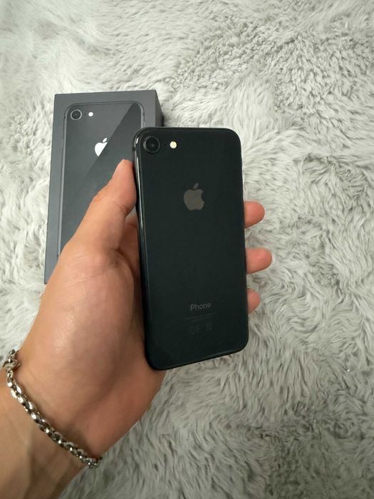 Iphone 8 64GB Gwiezdna Szarość