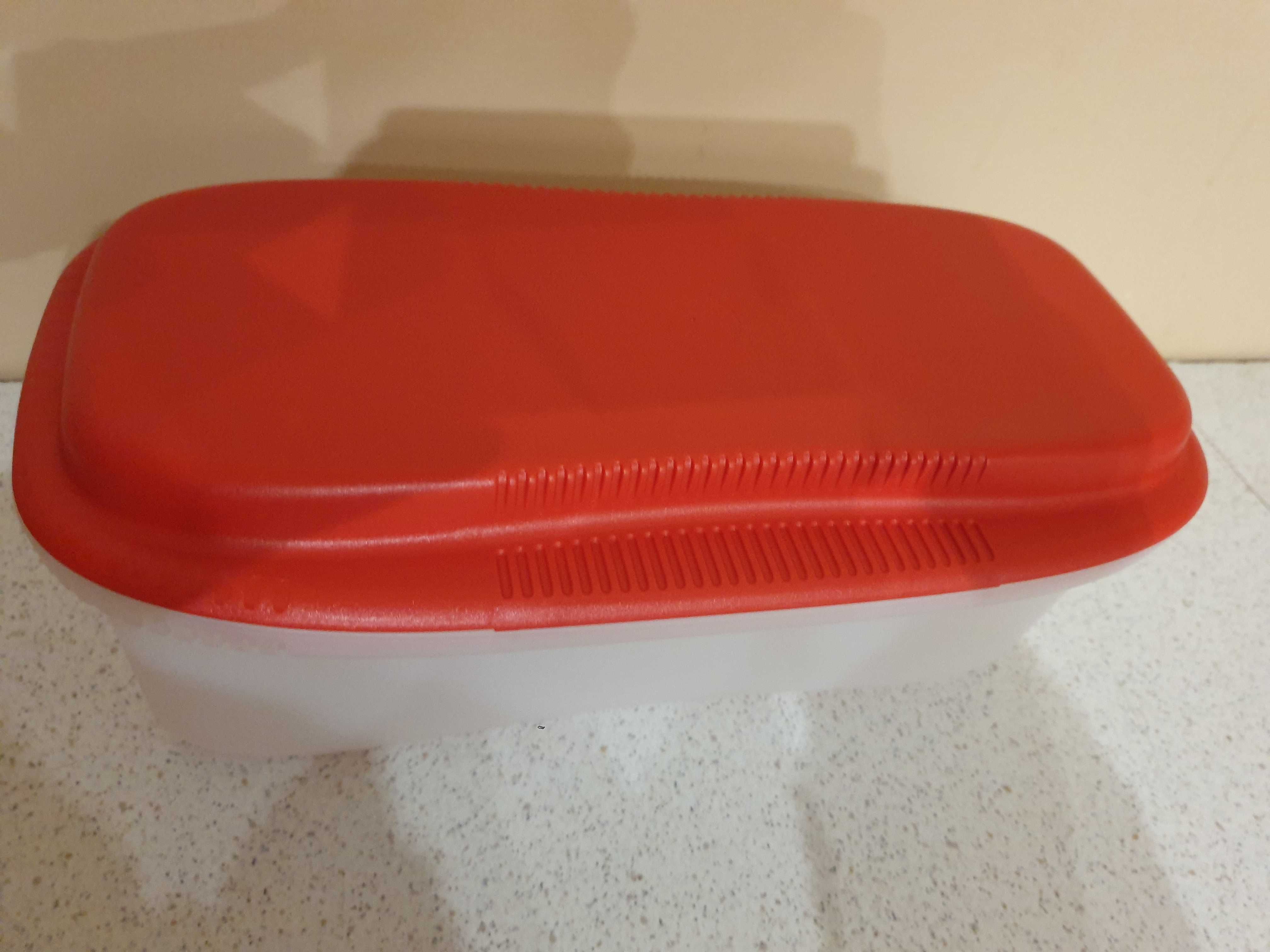 TUPPERWARE Makaronowy Garnuszek Podłużny 1,9 l pojemnik do mikrofali