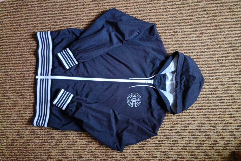 маломерит ! Nike куртка ветровка рXL