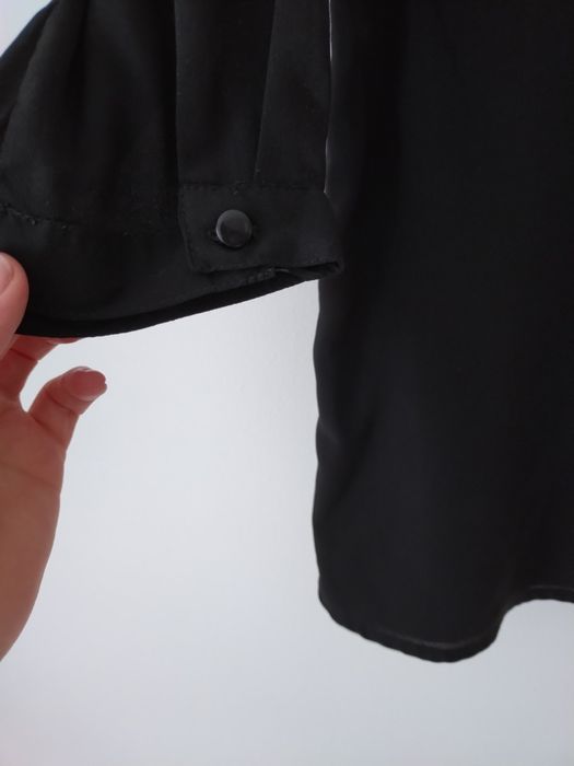 Bluzka S czarna lekka