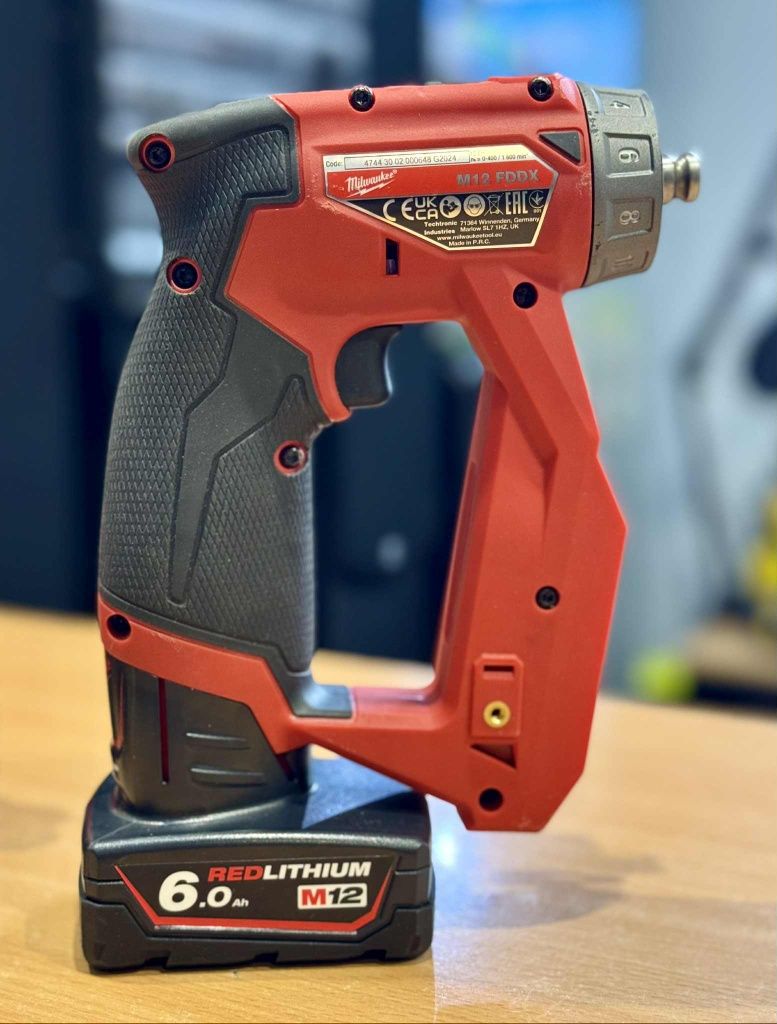 Wiertarko wkrętarka z wymiennym uchwytem Milwaukee m12 FDDXKIT 3xAKU !