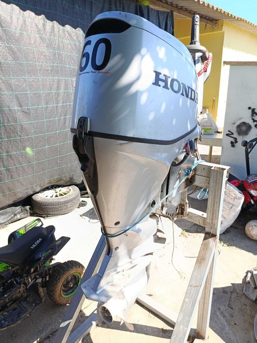 Motor Honda 60 cv