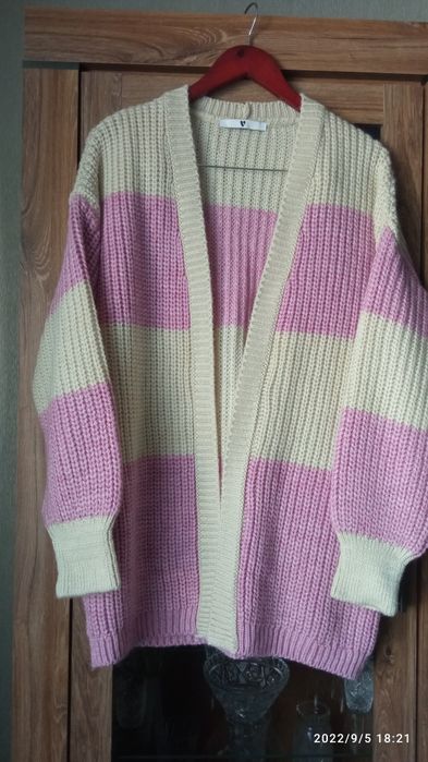 Кардиган ,светер