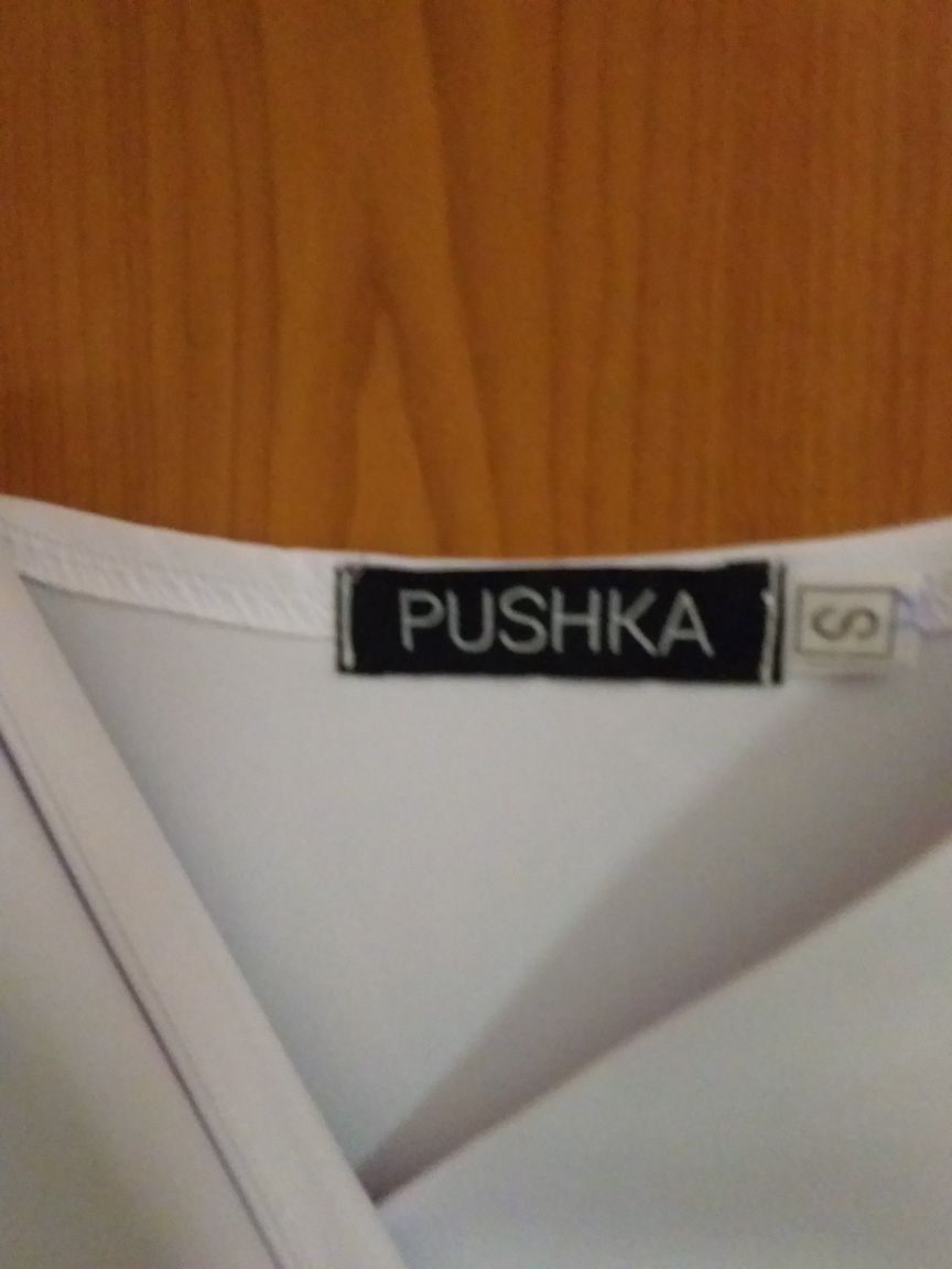 Длинное белое платье