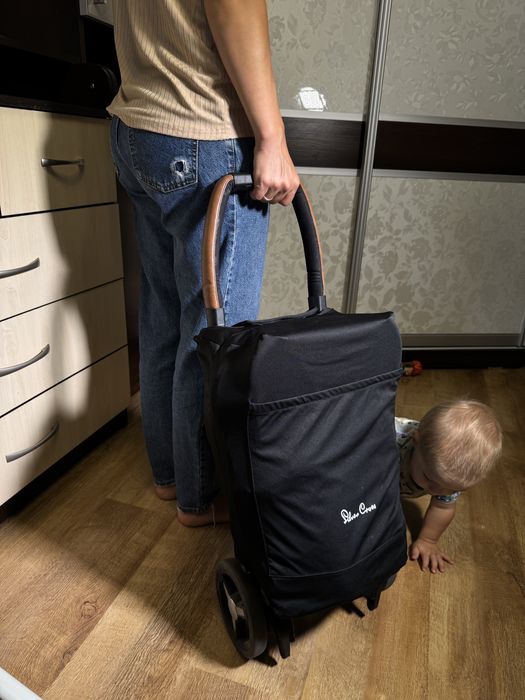 Прогулянкова коляска Silver Cross, легка та компактна