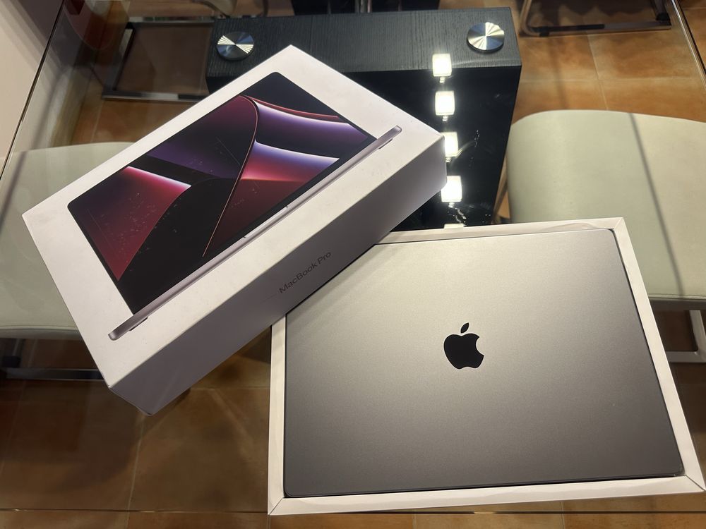 Macbook Pro M1 Max 32GB Ram / 1TB ssd