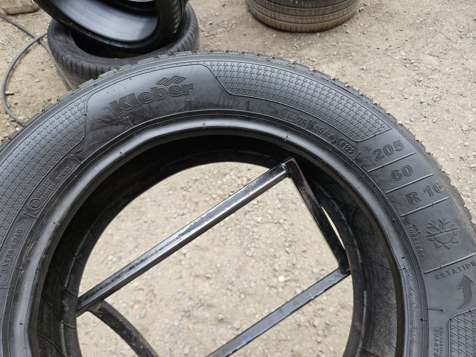 Шины БУ 205 60 R 16 Kleber quadraxer 2 комплект всесезон