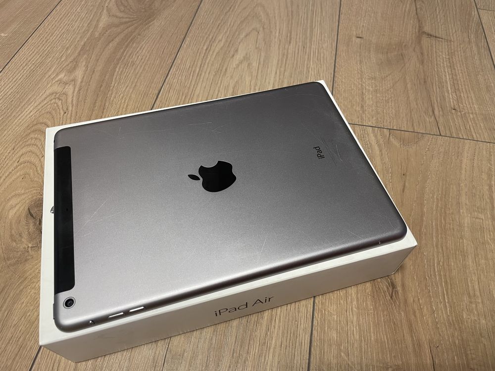 iPad Air 64 GB CELLULAR SPACE GRAY w bardzo fajnym stanie!
