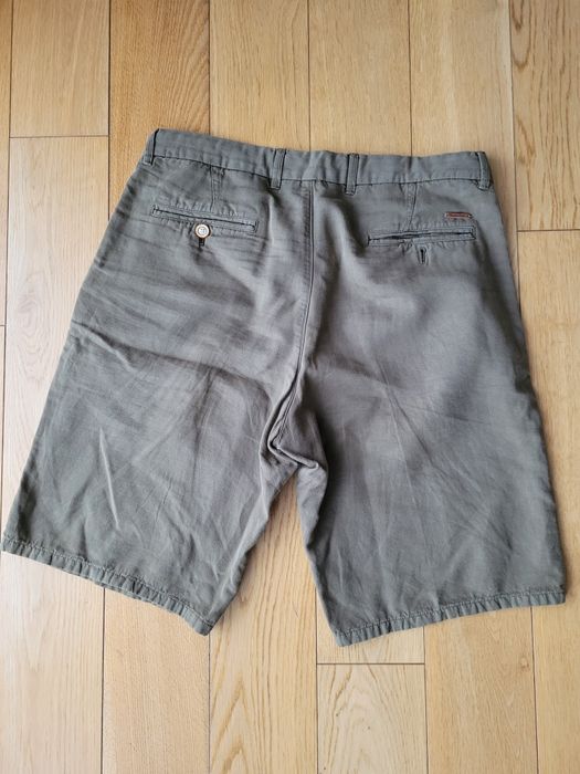 Letnie spodenki Massimo Dutti
