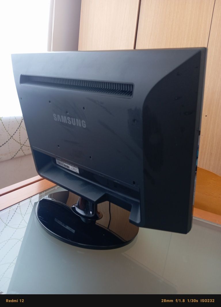 Monitor Samsung Syncmaster 2053BW