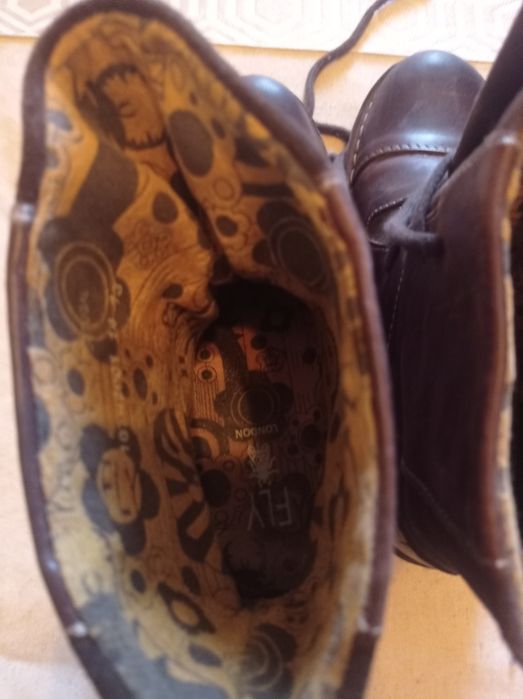 Botas pelo tornozelo