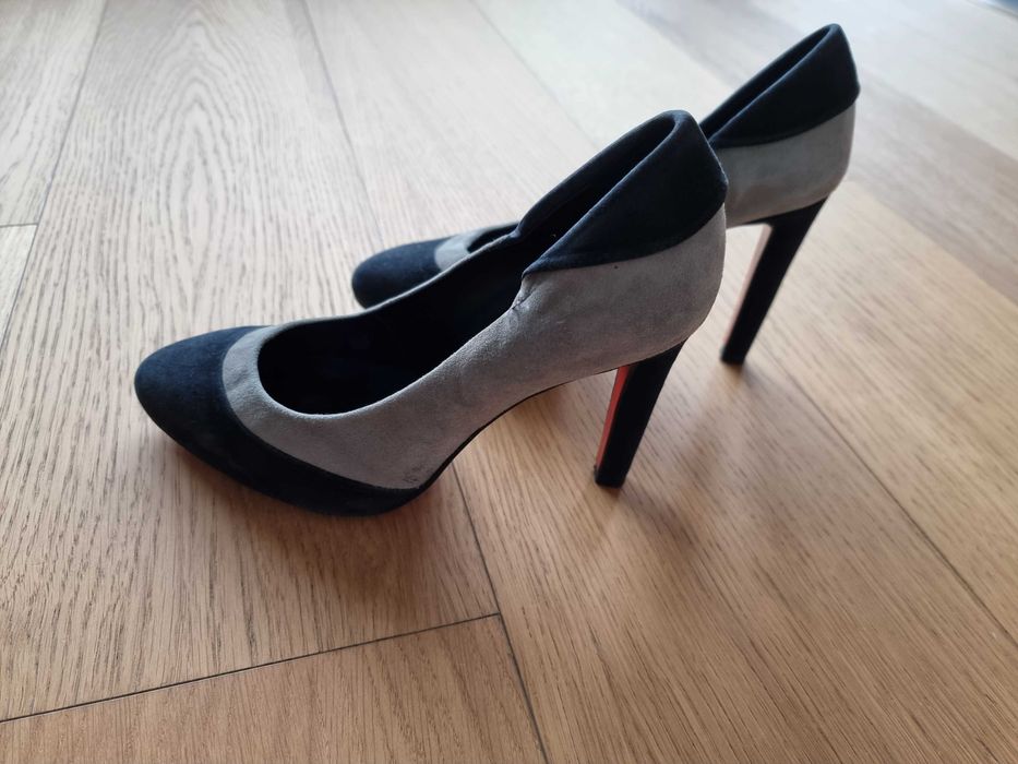 Sapato senhora plataforma preto e cinza camurça verdadeira