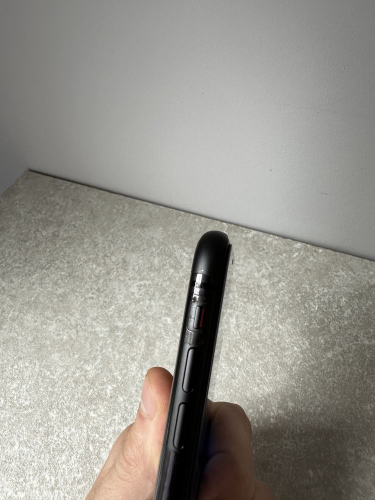iPhone 11 128gb black