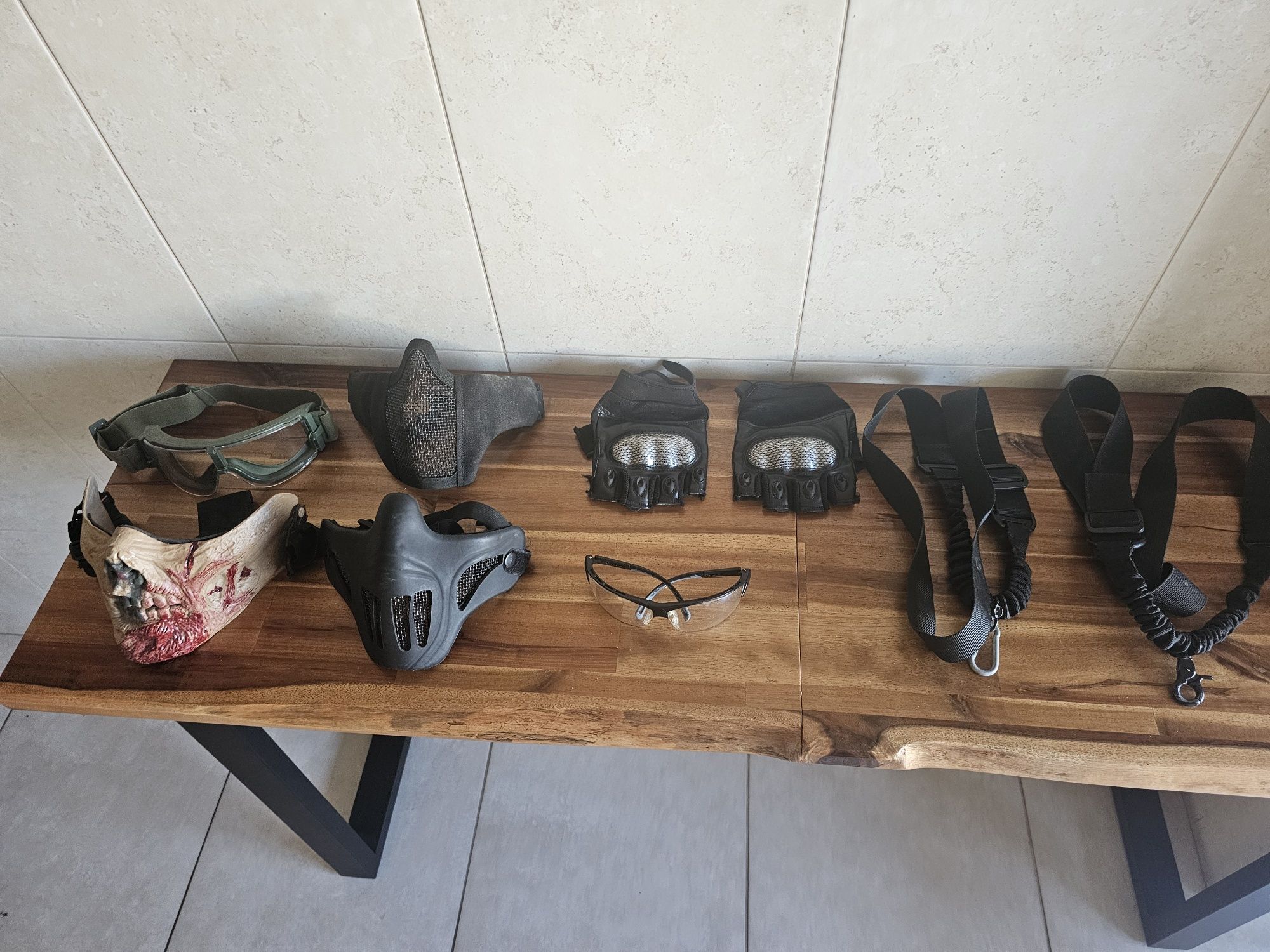 Materiais de Airsoft.
