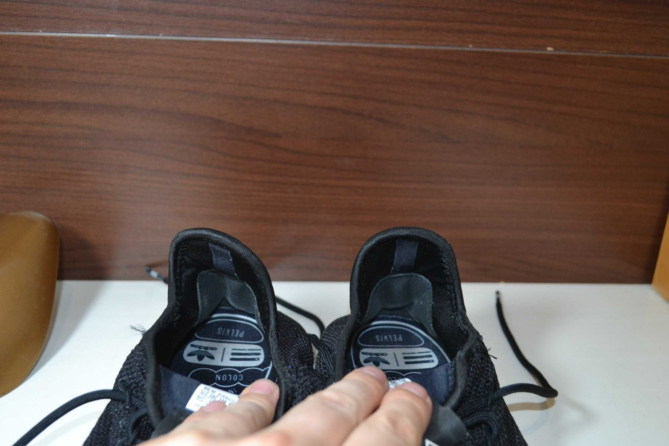 adidas x pharell williams tennis hu 44.5р кроссовки оригинал