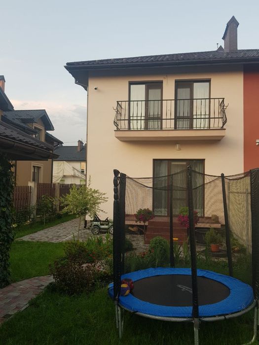 Продаж Рудно котедж 4 кімнати  будинок Львів ,  більше фото в Приват