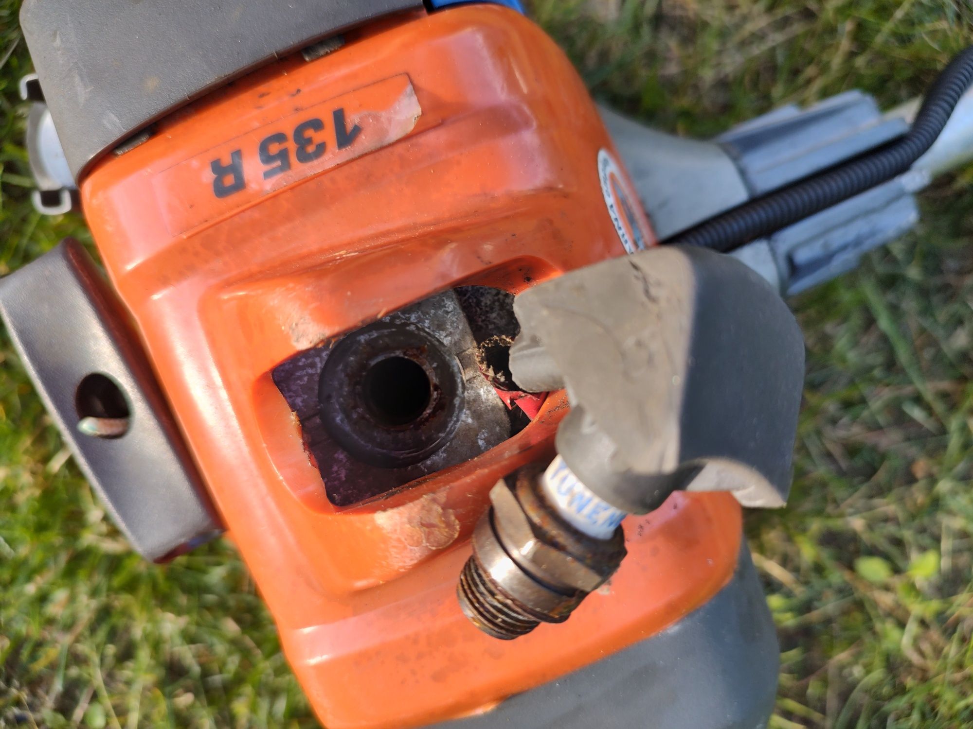 Kosa spalinowa Husqvarna 135 R