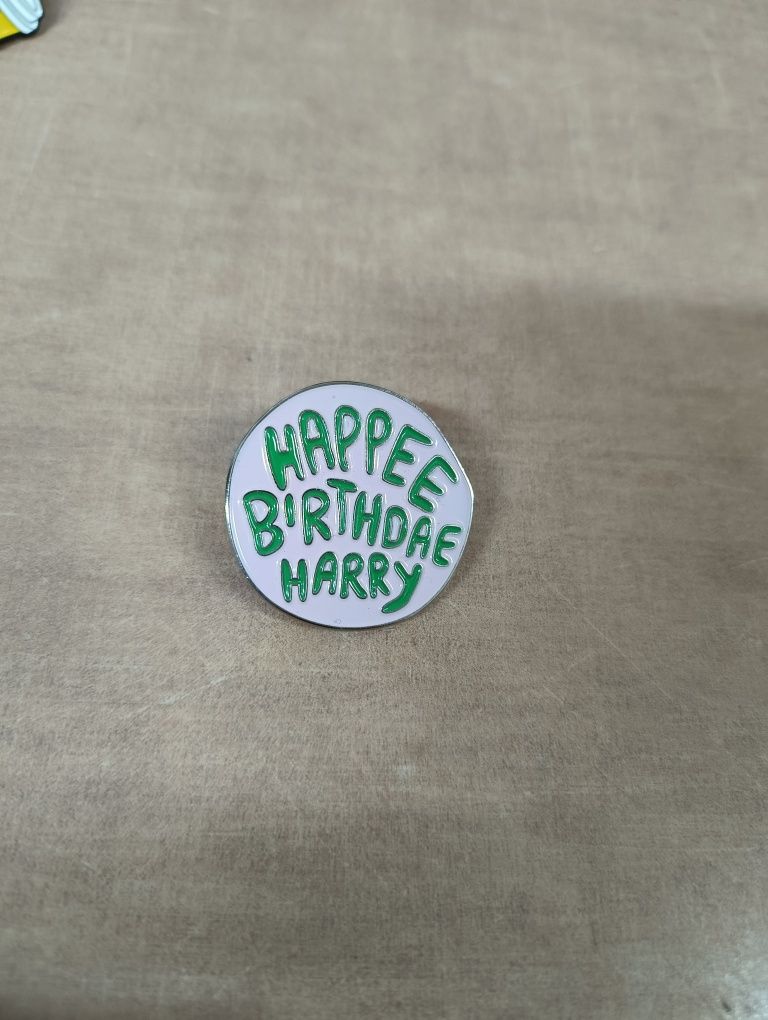 Pin Przypinka Harry Potter Tort Urodzinowy Hagrid