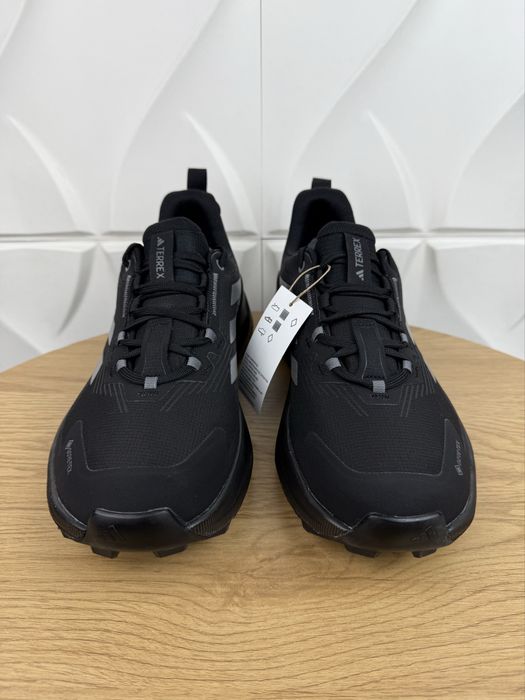 Нові оригінальні кросівки Adidas terrex trailmaker 2