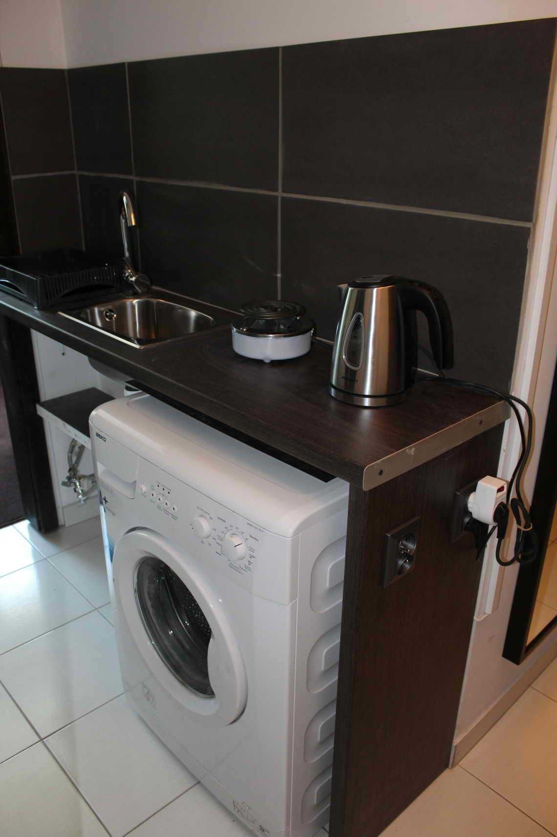 [ul. Aleksandrowska 12] - Pokoj (1os) + 32" LED TV+WiFi Kaucja 300 pln